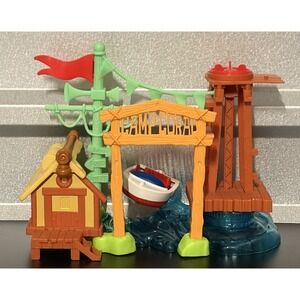 Fisher-Price Imaginext SpongeBob Camp Coral Playset with Boat 2020 Toy Mattel